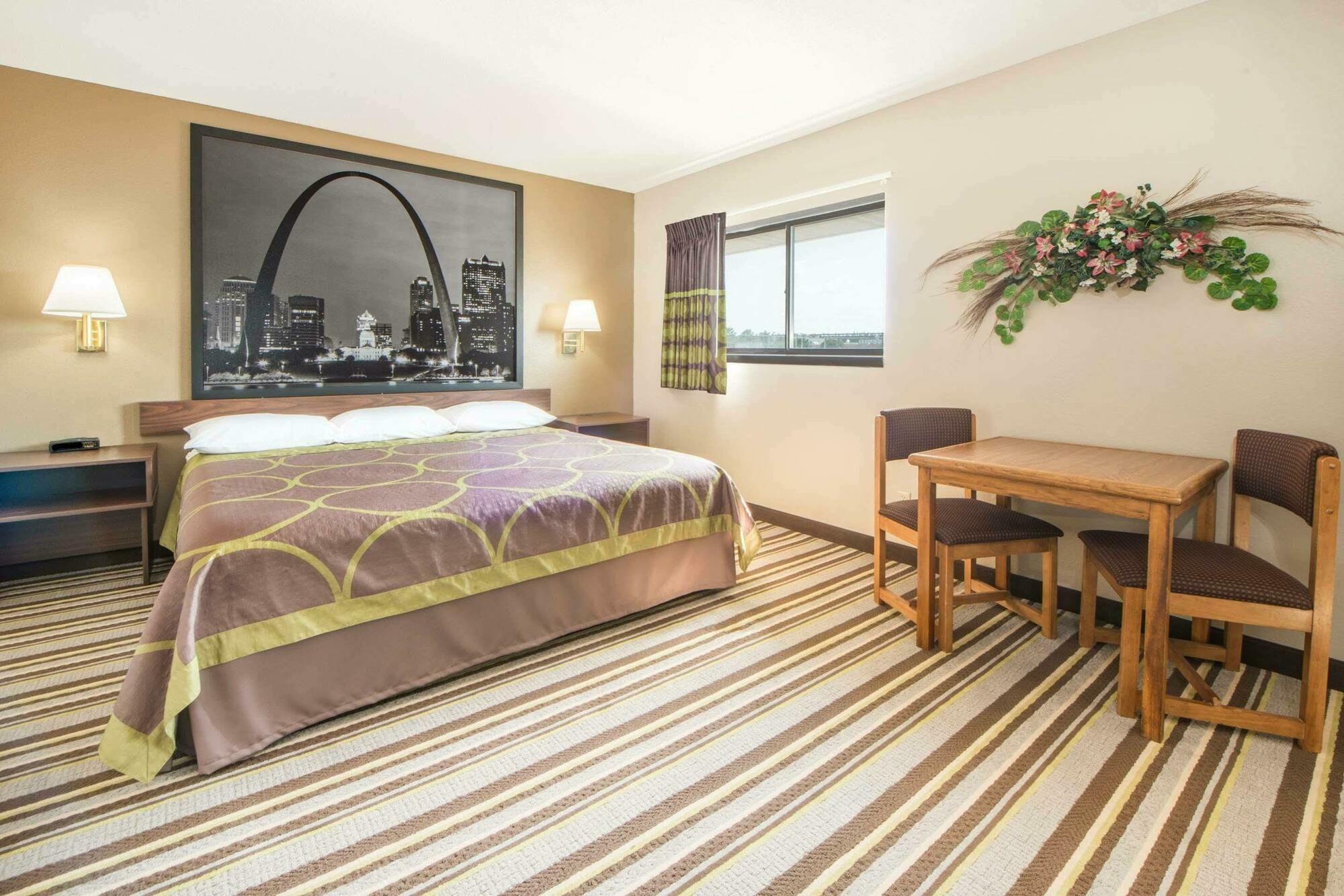 Super 8 By Wyndham Nevada Otel Dış mekan fotoğraf